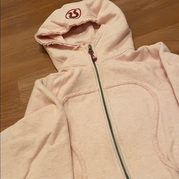 Size 4 Lululemon scuba hoodie - Picture 4 of 4